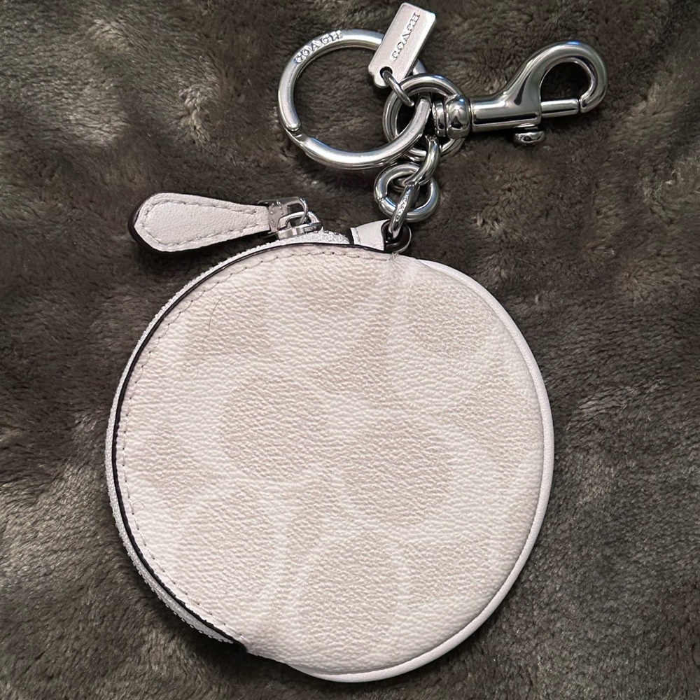 Coach White Signature Canvas Round Coin Purse/Bag Charm - Picture 4 of 6